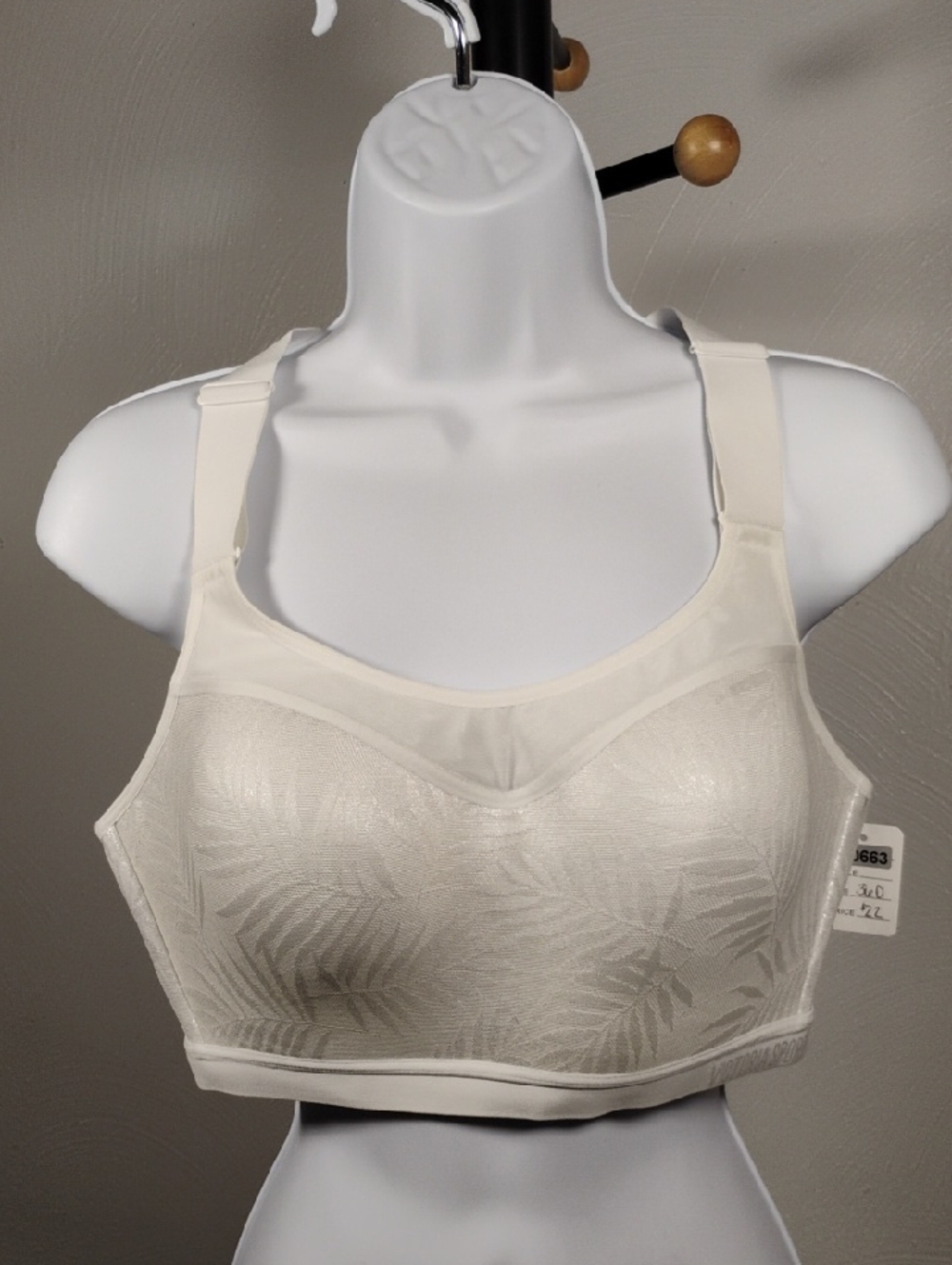 Victoria Sport 36D White Sports Bra